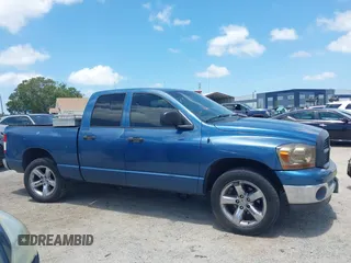 2006 Dodge 1500 SLT z VIN 1D7HA18226S627992, wystawiony jako IAAI lot #42300626 z przebiegiem 201 822 mil mil oraz . Historia ofert i sprzedaży dostępna na DreamBid. Obrazek 13.