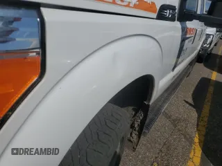 2015 Ford F-250 Lariat с VIN 1FT7W2B68FED12248, выставлен на аукционе IAAI как лот 42568032 с пробегом 301 100 миль миль и . История ставок и продаж доступна на DreamBid. Изображение 10.