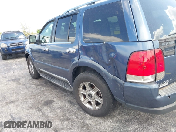 2003 Lincoln Aviator Luxury z VIN 5LMEU68H13ZJ46598, wystawiony jako IAAI lot #41985439 z przebiegiem 160 570 mil mil oraz . Historia ofert i sprzedaży dostępna na DreamBid. Obrazek 12.