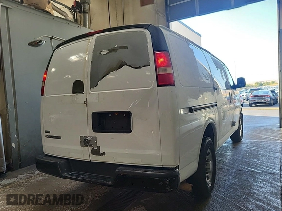 2010 Chevrolet Express Cargo с VIN 1GCZGFBA1A1160380, выставлен на аукционе IAAI как лот 42763033 с пробегом 153 559 миль миль и . История ставок и продаж доступна на DreamBid. Изображение 49.