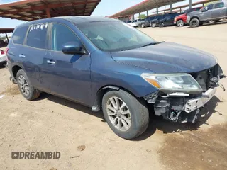 2014 Nissan Pathfinder SV with VIN 5N1AR2MN4EC630794, listed as a IAAI auction lot 42050828 with 1 mi miles. Bid and sale history available at carsss.com. Image 1.