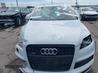 2015 Audi Q7 Prestige with VIN WA1WMAFE9FD023781, listed as a IAAI auction lot 42453124 with Not provided miles and . Bid and sale history available at DreamBid. Image 11.