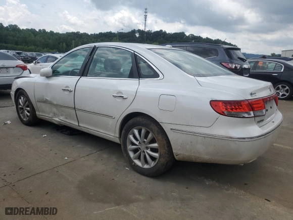 2007 Hyundai Azera SE with VIN KMHFC46F47A216700, listed as a Copart auction lot 64715524 with 117,819 mi miles and Salvage Title. Bid and sale history available at carsss.com. Image 2.