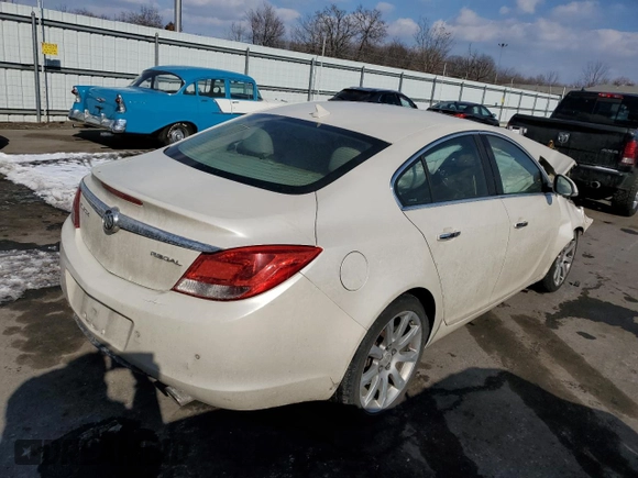 2013 Buick Regal Turbo Premium 3 with VIN 2G4GU5GVXD9211263, listed as a Copart auction lot 42377025 with Not provided miles and Salvage title. Bid and sale history available at DreamBid. Image 3.