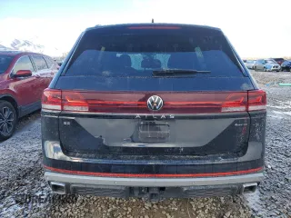 2024 Volkswagen Atlas Peak Edition SE with VIN 1V2CR2CA8RC570034, listed as a Copart auction lot 45377275 with 26,557 mi miles and Salvage title. Bid and sale history available at DreamBid. Image 6.