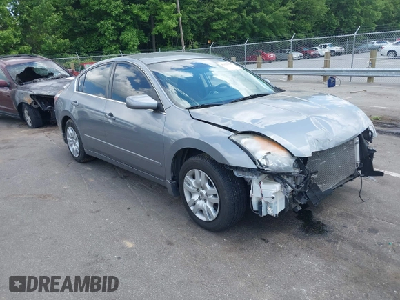 2009 Nissan Altima S z VIN 1N4AL21E59N537521, wystawiony jako IAAI lot #42325028 z przebiegiem 51 499 mil mil oraz . Historia ofert i sprzedaży dostępna na DreamBid. Obrazek 1.