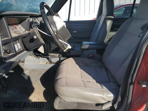 1996 Jeep Cherokee Sport with VIN 1J4FJ68SXTL316180, listed as a Copart auction lot 89080095 with 199,898 mi miles and Salvage Title. Bid and sale history available at carsss.com. Image 7.