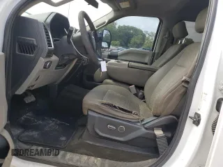 2017 Ford F-250 Lariat z VIN 1FT7W2BT8HEB90175, wystawiony jako Copart lot #59870335 z przebiegiem 271 555 mil mil oraz Czysty tytuł • Clean title. Historia ofert i sprzedaży dostępna na DreamBid. Obrazek 7.