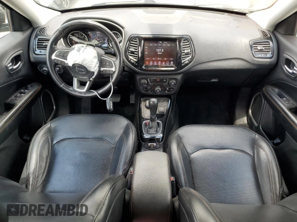 2020 Jeep Compass High Altitude z VIN 3C4NJDCB3LT123497, wystawiony jako Copart lot #59130385 z przebiegiem 107 582 mil mil oraz Czysty tytuł • Clean title. Historia ofert i sprzedaży dostępna na DreamBid. Obrazek 8.