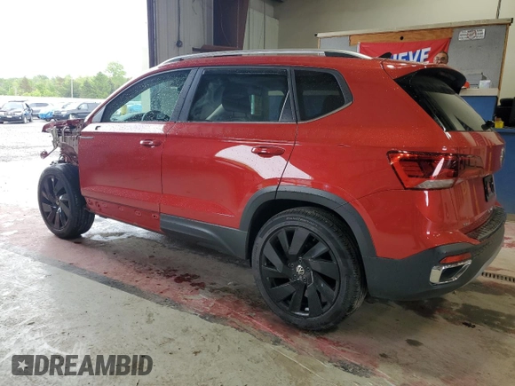 2024 Volkswagen Taos SE z VIN 3VVVX7B25RM059047, wystawiony jako Copart lot #58394335 z przebiegiem 8 651 mil mil oraz Szkoda całkowita • Salvage title. Historia ofert i sprzedaży dostępna na DreamBid. Obrazek 2.