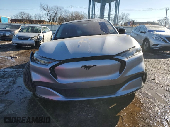 2022 Ford Mustang Mach-E Premium with VIN 3FMTK3SU1NMA15700, listed as a Copart auction lot 45140055 with 74,700 mi miles and Salvage Title. Bid and sale history available at DreamBid. Image 5.