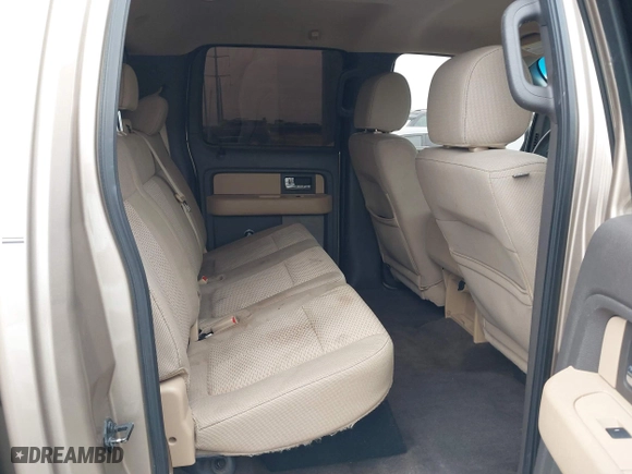 2013 Ford F-150 XL with VIN 1FTEW1CM7DKE21815, listed as a IAAI auction lot 41570720 with 186,398 mi miles. Bid and sale history available at carsss.com. Image 8.