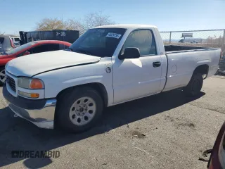 2000 GMC Sierra 1500 SL with VIN 1GTEC14V5YE373395, listed as a Copart auction lot 45029735 with 260,416 mi miles and Clean Title. Bid and sale history available at DreamBid. Image 1.