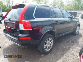 2013 Volvo XC90 Premier Plus z VIN YV4952CZ5D1641172, wystawiony jako IAAI lot #42138091 z przebiegiem 109 341 mil mil oraz . Historia ofert i sprzedaży dostępna na DreamBid. Obrazek 4.