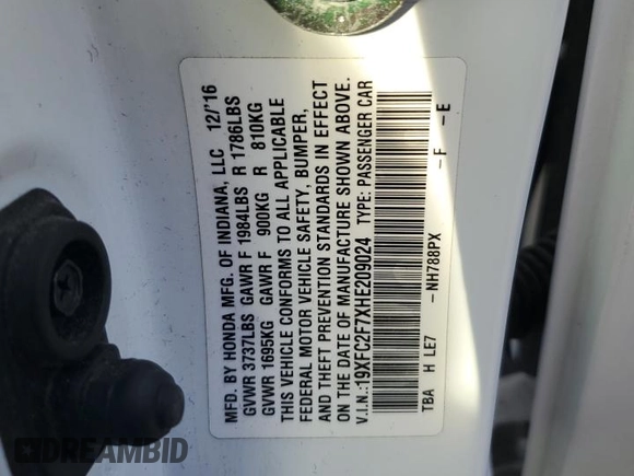 2017 Honda Civic EX z VIN 19XFC2F7XHE209024, wystawiony jako Copart lot #48227055 z przebiegiem 66 661 mil mil oraz Szkody całkowita. Historia ofert i sprzedaży dostępna na DreamBid. Obrazek 14.