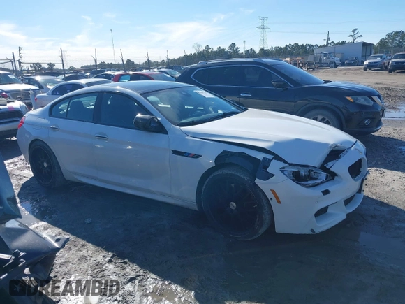 2013 BMW 6 Series 650i xDrive with VIN WBA6B4C59DD098329, listed as a IAAI auction lot 41404788 with 139,677 mi miles. Bid and sale history available at carsss.com. Image 13.