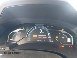 2018 Honda Clarity Plug-In Hybrid Touring with VIN JHMZC5F38JC003207, listed as a IAAI auction lot 42057987 with 35,420 mi miles. Bid and sale history available at carsss.com. Image 7.