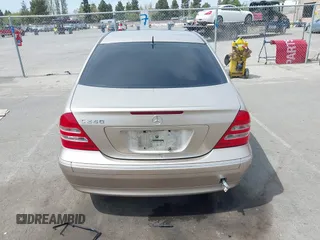 2001 Mercedes-Benz C 230/260/280/320 with VIN WDBRF61J61F108121, listed as a IAAI auction lot 41985853 with 175,305 mi miles and . Bid and sale history available at DreamBid. Image 17.
