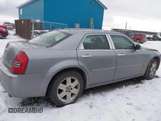 2006 Chrysler 300 C with VIN 2C3KK63H66H382504, listed as a IAAI auction lot 40599570 with 161,754 mi miles. Bid and sale history available at carsss.com. Image 13.