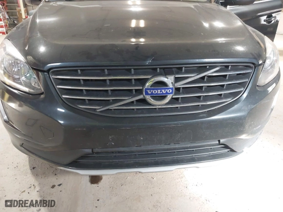2016 Volvo XC60 T5 Drive-E Premier with VIN YV440MDK1G2843205, listed as a IAAI auction lot 41974484 with 135,448 mi miles. Bid and sale history available at carsss.com. Image 6.
