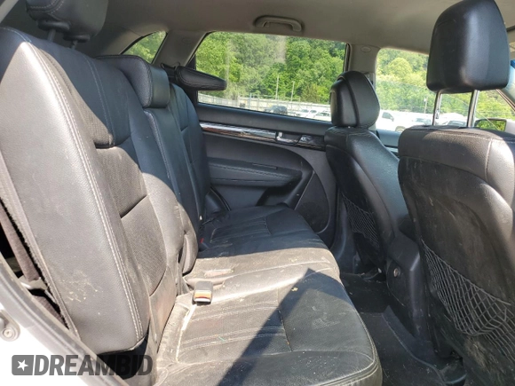 2013 Kia Sorento EX с VIN 5XYKU4A62DG373984, выставлен на аукционе Copart как лот 60425795 с пробегом 180 007 миль миль и Списание • Salvage title. История ставок и продаж доступна на DreamBid. Изображение 11.