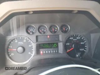2008 Ford F-250 XL with VIN 1FTSW21R18EB49340, listed as a Copart auction lot 62421085 with 144,296 mi miles and Salvage title. Bid and sale history available at DreamBid. Image 9.