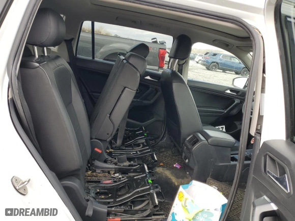 2020 Volkswagen Tiguan SE with VIN 3VV3B7AX3LM102634, listed as a Copart auction lot 47877745 with 132,701 mi miles and Salvage Title. Bid and sale history available at carsss.com. Image 11.