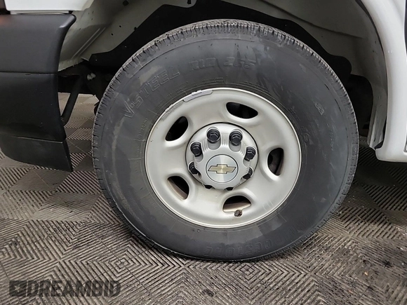 2022 Chevrolet Express Cargo with VIN 1GCWGAFPXN1225074, listed as a IAAI auction lot 42774188 with 101,508 mi miles and . Bid and sale history available at DreamBid. Image 48.