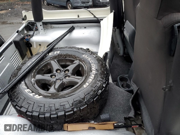 2004 Jeep Wrangler Sport with VIN 1J4FA49S64P767393, listed as a Copart auction lot 51662605 with 165,942 mi miles and Salvage Title. Bid and sale history available at carsss.com. Image 11.