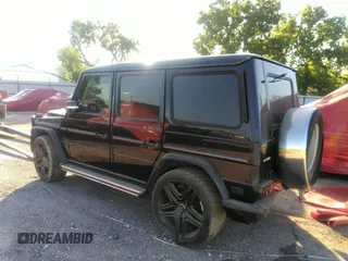 2005 Mercedes-Benz G-Class with VIN WDCYR49E25X156547, listed as a IAAI auction lot 38640157 with 241,209 mi miles. Bid and sale history available at carsss.com. Image 3.