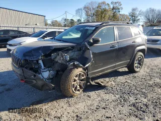 2022 Jeep Cherokee Trailhawk with VIN 1C4PJMBX5ND549237, listed as a Copart auction lot 83760264 with 24,756 mi miles and Salvage Title. Bid and sale history available at carsss.com. Image 1.