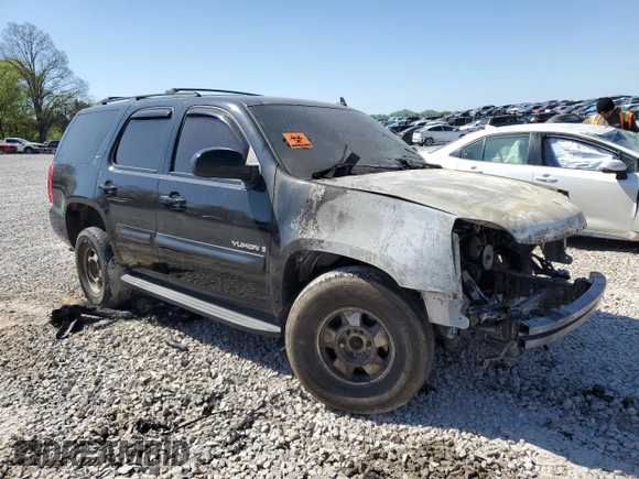 2008 GMC Yukon SLT 4SA z VIN 1GKFK13098R260463, wystawiony jako Copart lot #53386835 z przebiegiem Nie podano mil oraz Nie do naprawy • Non repairable. Historia ofert i sprzedaży dostępna na DreamBid. Obrazek 4.