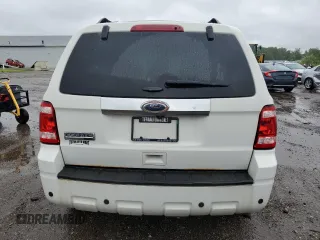 2011 Ford Escape Limited z VIN 1FMCU0E72BKA80668, wystawiony jako Copart lot #61273515 z przebiegiem 120 988 mil mil oraz Czysty tytuł • Clean title. Historia ofert i sprzedaży dostępna na DreamBid. Obrazek 6.