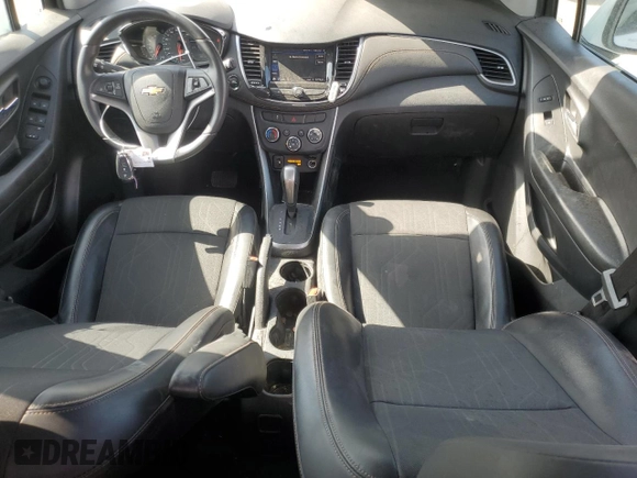 2022 Chevrolet Trax LT with VIN KL7CJPSM8NB539008, listed as a Copart auction lot 53315515 with 61,242 mi miles and Salvage title. Bid and sale history available at DreamBid. Image 8.