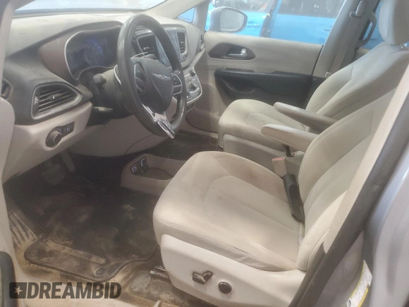 2017 Chrysler Pacifica Touring with VIN 2C4RC1DG8HR577601, listed as a Copart auction lot 60551505 with 149,174 mi miles and Non repairable. Bid and sale history available at DreamBid. Image 7.