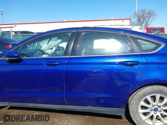 2016 Ford Fusion S z VIN 1FA6P0G73G5125666, wystawiony jako IAAI lot #41973151 z przebiegiem 100 851 mil mil oraz . Historia ofert i sprzedaży dostępna na DreamBid. Obrazek 15.