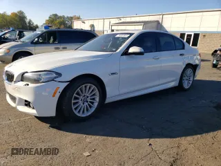 2015 BMW 5 Series 535i xDrive with VIN WBA5B3C57FD546477, listed as a Copart auction lot 76697944 with 145,166 mi miles and Salvage Title. Bid and sale history available at carsss.com. Image 1.