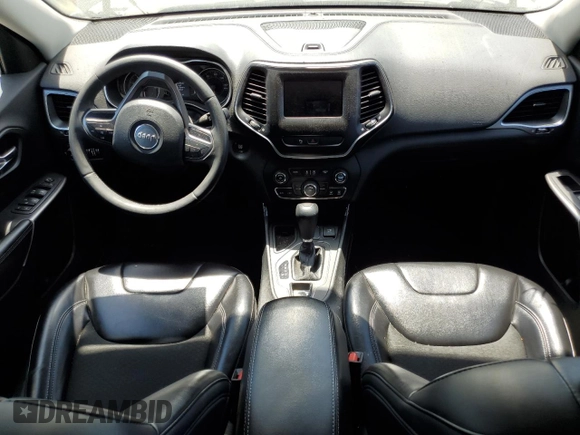 2020 Jeep Cherokee Altitude with VIN 1C4PJLLB4LD615593, listed as a Copart auction lot 58412635 with 95,697 mi miles and Salvage title. Bid and sale history available at DreamBid. Image 8.