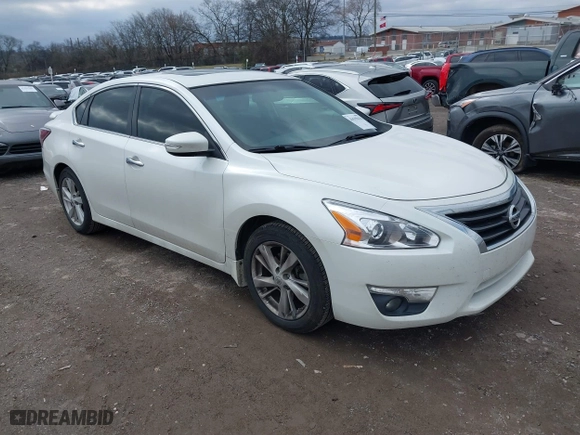 2014 Nissan Altima 2.5 SV with VIN 1N4AL3AP3EC128267, listed as a IAAI auction lot 41559433 with 169,844 mi miles. Bid and sale history available at carsss.com. Image 1.