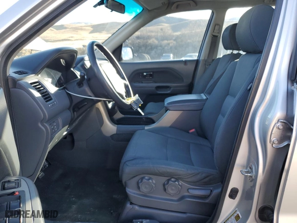 2007 Honda Pilot LX with VIN 5FNYF28157B045103, listed as a Copart auction lot 44583965 with 240,924 mi miles and Salvage Title. Bid and sale history available at carsss.com. Image 7.