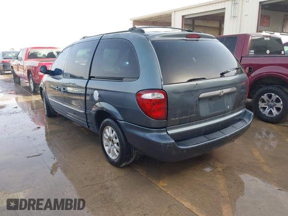 2001 Chrysler Town & Country with VIN 2C4GP54371R356559, listed as a IAAI auction lot 41731368 with 195,903 mi miles and . Bid and sale history available at DreamBid. Image 3.
