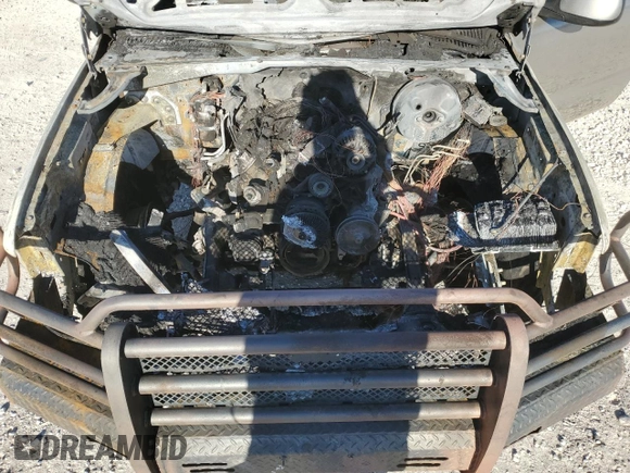 2002 Chevrolet Suburban Z71 with VIN 3GNFK16Z22G245579, listed as a Copart auction lot 42676975 with 0 mi miles and Salvage Title. Bid and sale history available at carsss.com. Image 12.