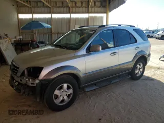 2008 Kia Sorento EX z VIN KNDJD736685770445, wystawiony jako Copart lot #56426455 z przebiegiem 196 911 mil mil oraz Szkoda całkowita • Salvage title. Historia ofert i sprzedaży dostępna na DreamBid. Obrazek 1.