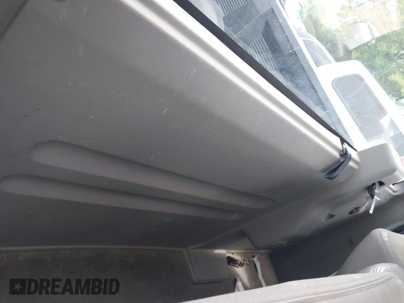 2005 Ford F-150 XL with VIN 1FTRF14W25NA18309, listed as a IAAI auction lot 42694465 with 242,618 mi miles and . Bid and sale history available at DreamBid. Image 8.
