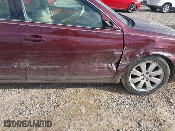 2006 Toyota Avalon XL with VIN 4T1BK36B86U105590, listed as a IAAI auction lot 41412859 with 134,670 mi miles. Bid and sale history available at carsss.com. Image 6.