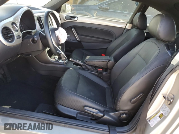 2014 Volkswagen Beetle 2.5L w/Sun with VIN 3VWJP7AT8EM629833, listed as a Copart auction lot 44813425 with 81,625 mi miles and Salvage Title. Bid and sale history available at DreamBid. Image 7.