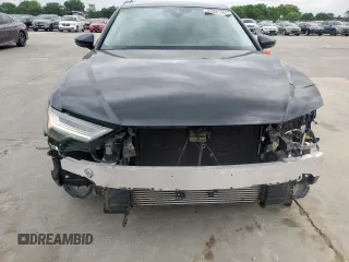 2019 Audi A6 Prestige z VIN WAUM2AF28KN050853, wystawiony jako Copart lot #54881905 z przebiegiem 45 866 mil mil oraz Szkoda całkowita • Salvage title. Historia ofert i sprzedaży dostępna na DreamBid. Obrazek 5.
