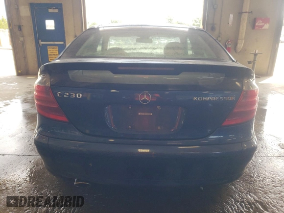 2002 Mercedes-Benz C 230/260/280/320 with VIN WDBRN47J62A223461, listed as a Copart auction lot 61325495 with 92,348 mi miles and Clean title. Bid and sale history available at DreamBid. Image 6.