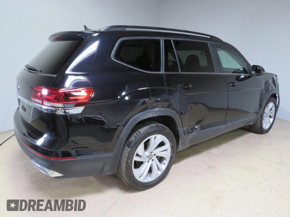 2021 Volkswagen Atlas SE z VIN 1V2WR2CA7MC547303, wystawiony jako Copart lot #87961855 z przebiegiem 81 035 mil mil oraz Szkoda całkowita • Salvage title. Historia ofert i sprzedaży dostępna na DreamBid. Obrazek 3.