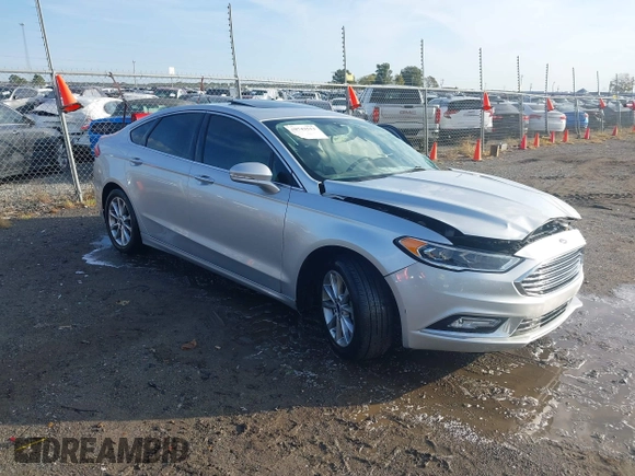 2017 Ford Fusion SE z VIN 3FA6P0HD4HR118826, wystawiony jako IAAI lot #40743513 z przebiegiem 130 038 mil mil oraz . Historia ofert i sprzedaży dostępna na DreamBid. Obrazek 1.